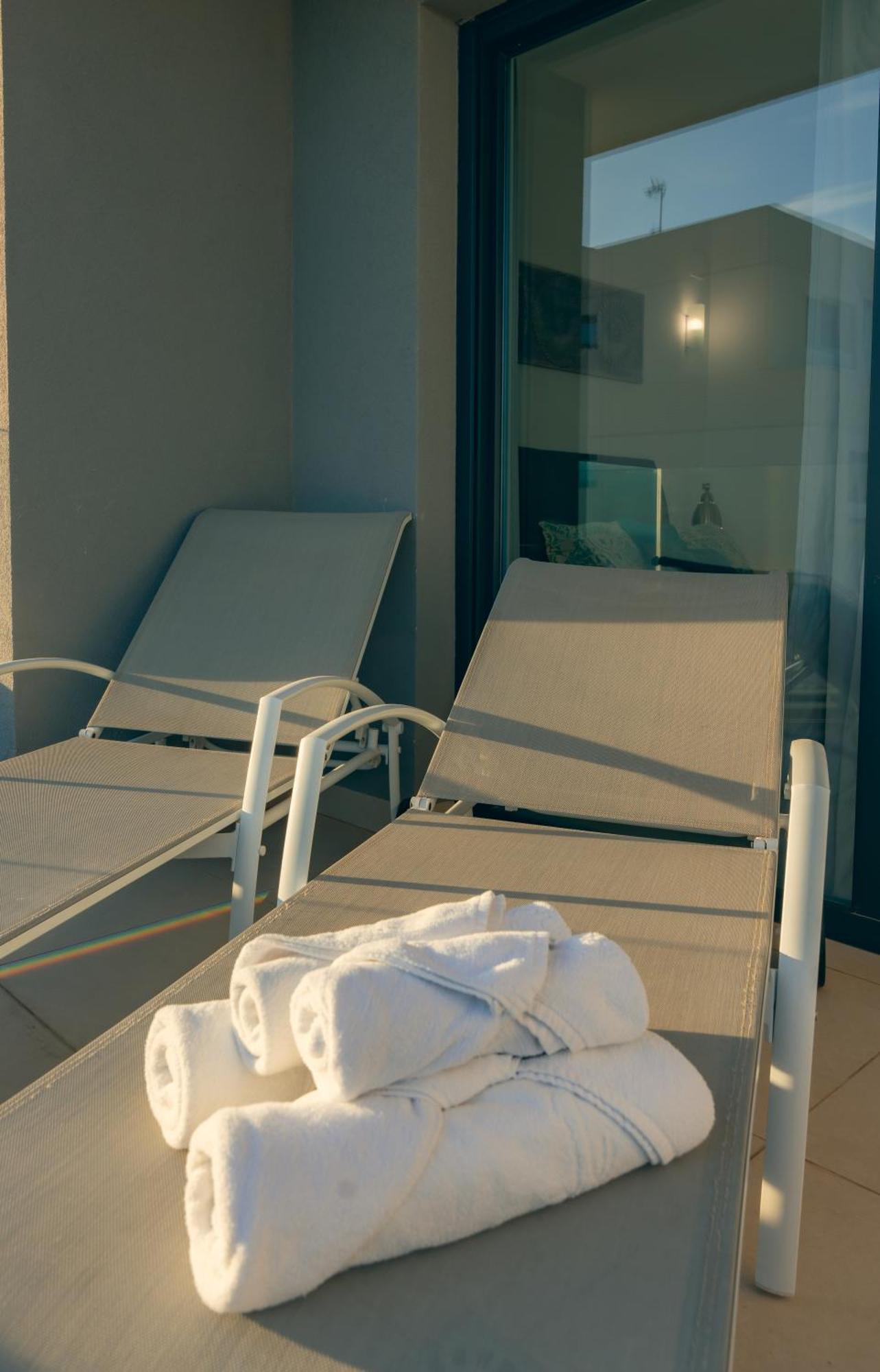 Apartamento Premium Con Jacuzzi Y Vistas Al Mar En Punta Prima, Torrevieja By Rentalole Buitenkant foto